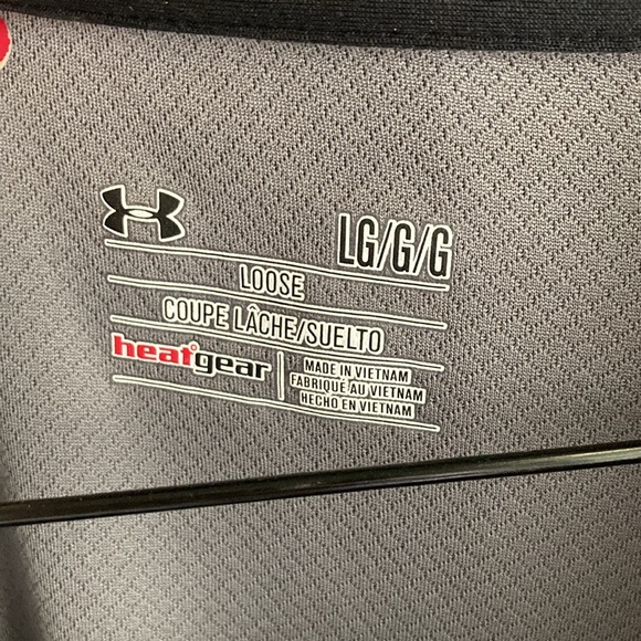 Excellent Condition! Under Armour Dark Gray Button Polo- Small - Picture 3 of 9